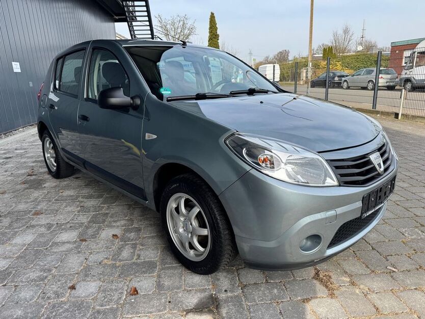 Dacia Sandero 165.000 km 2.500 € Henstedt- Ulzburg 24558