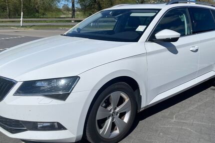 Skoda Superb 205.000 km 13.000 &euro; Golßen 15938