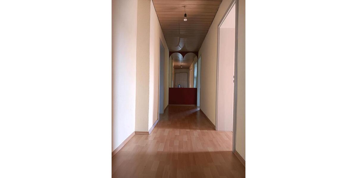 Dachgeschoßwohnung Regensburg Das Dörnberg - 3 Zimmer, 74 m&sup2;, 800&euro; | Angebot:25397705