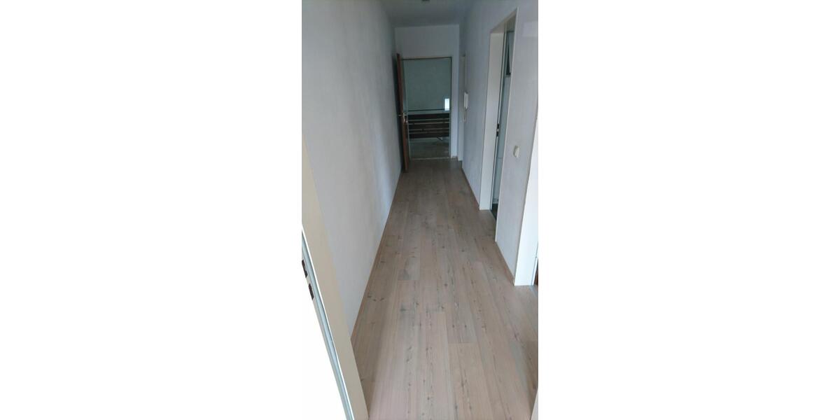 Hochparterre Traunstein - 2 Zimmer, 60 m&sup2;, 750&euro; | Angebot:25428039