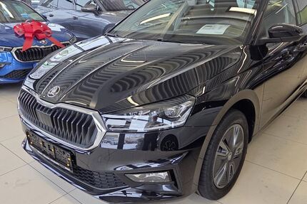Skoda Fabia 4.300 km 24.580 &euro; Radebeul 01445