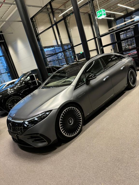 Mercedes-Benz EQS 29.900 km 93.350 € Berlin 12587