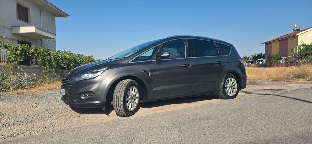 S-Max