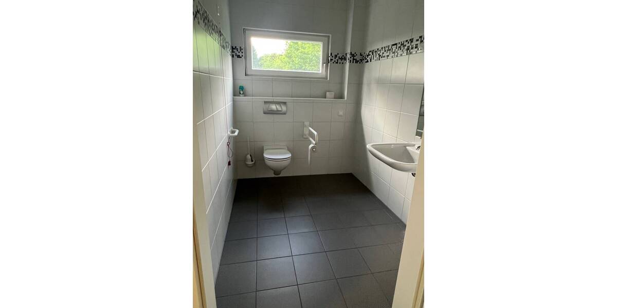 Gewerbeobjekt Marktredwitz - 2.400&euro; | Angebot:25772246