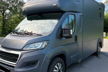 Peugeot Boxer 142.000 km 38.900 &euro; Gummersbach 51645