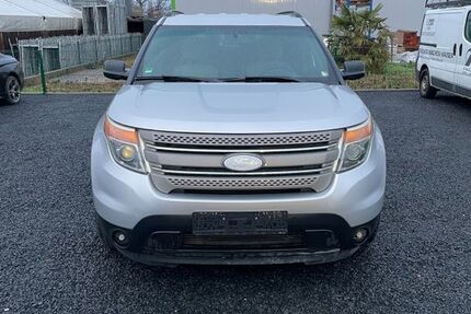 Ford Explorer 221.000 km 5.490 &euro; Düren 52351