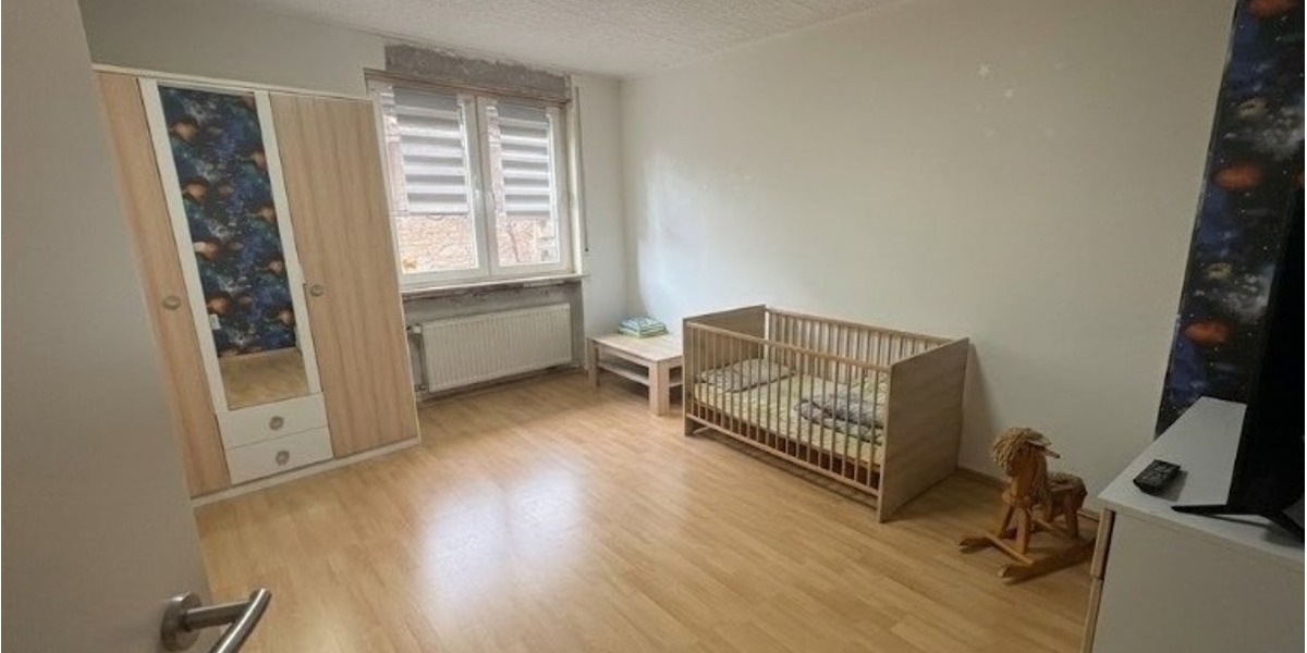 Großzügiges Einfamilienhaus mit Dachterrasse, Scheune und zusätzlichem Grundstück - Einfamilienhaus Weiler bei Monzingen | Angebot:26268955