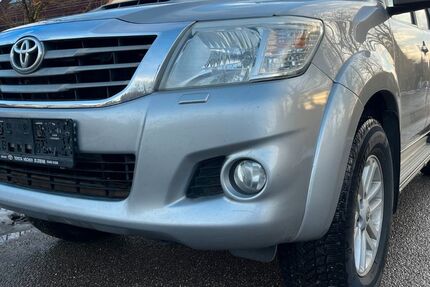 Toyota Hilux 399.258 km 23.205 &euro; München 80935