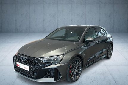 Audi RS3 2.295 km 84.805 &euro; Soltau 29614