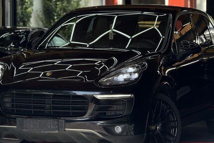 Porsche Cayenne 262.000 km 24.900 € Badenhausen 37539