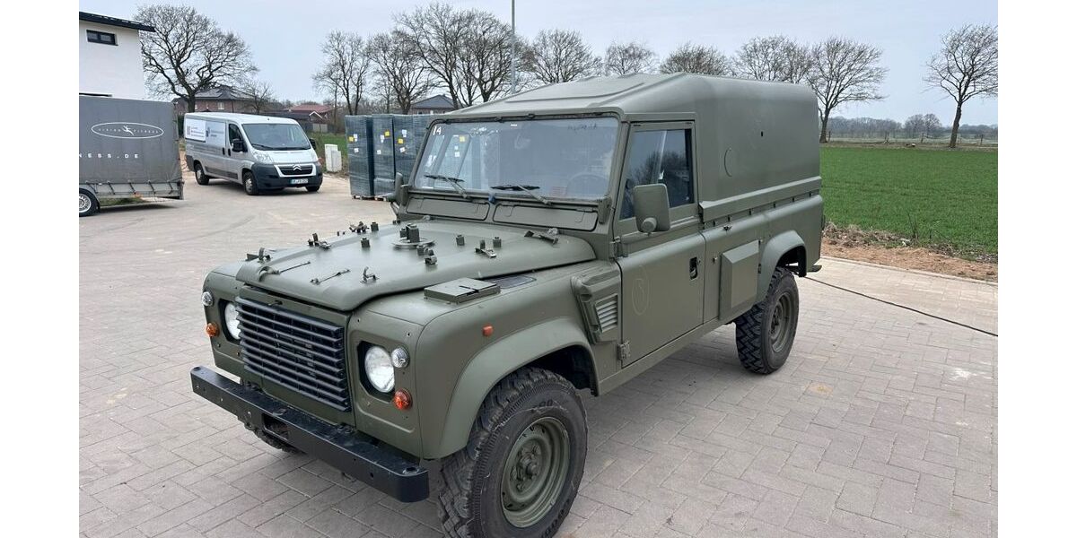 Land Rover Defender 38.399 km 29.750 &euro; Kaltenkirchen Hamburg 15min. von Hamburg Airport 24568