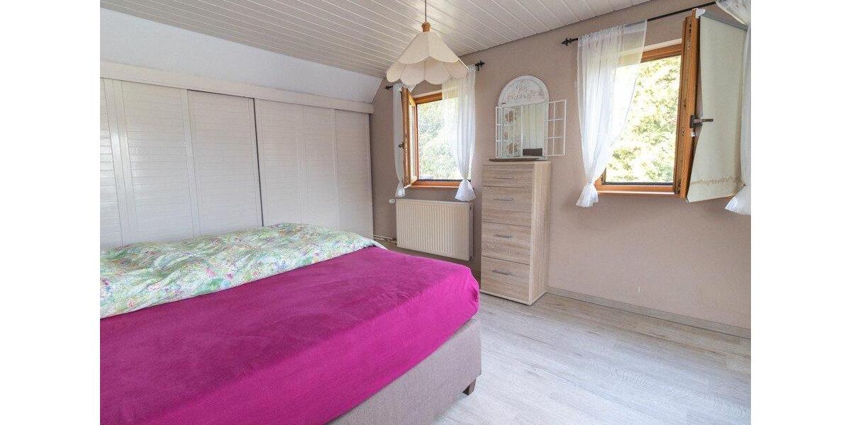 Einfamilienhaus Wingst - 9 Zimmer, 184 m&sup2;, 360.000&euro; | Angebot:26416082