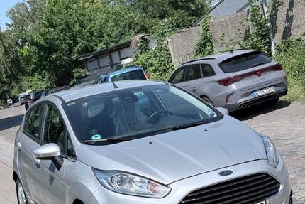 Ford Fiesta 104.000 km 8.799 &euro; Berlin 12349