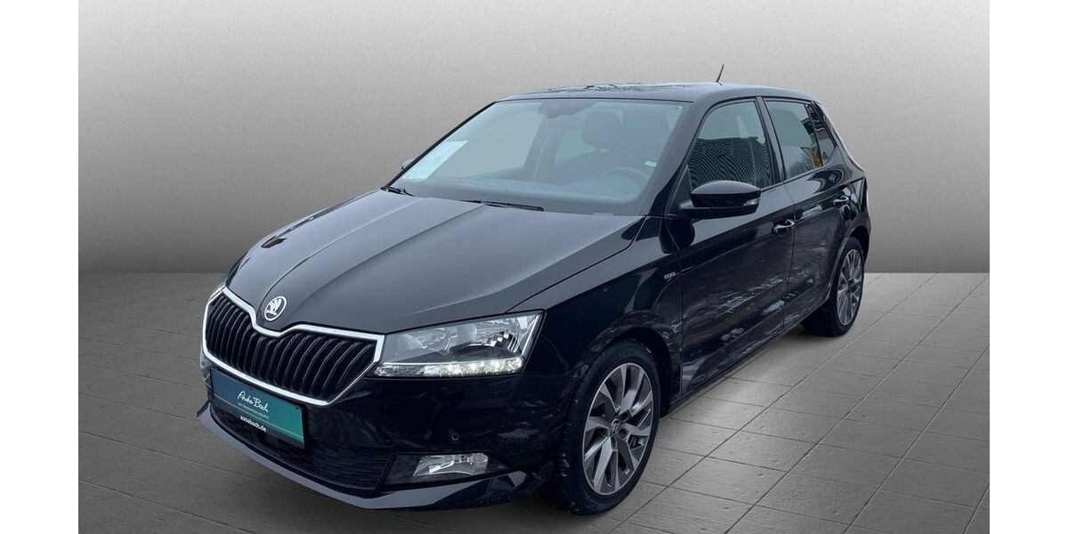 Skoda Fabia 32.908 km 13.090 &euro; Diez 65582