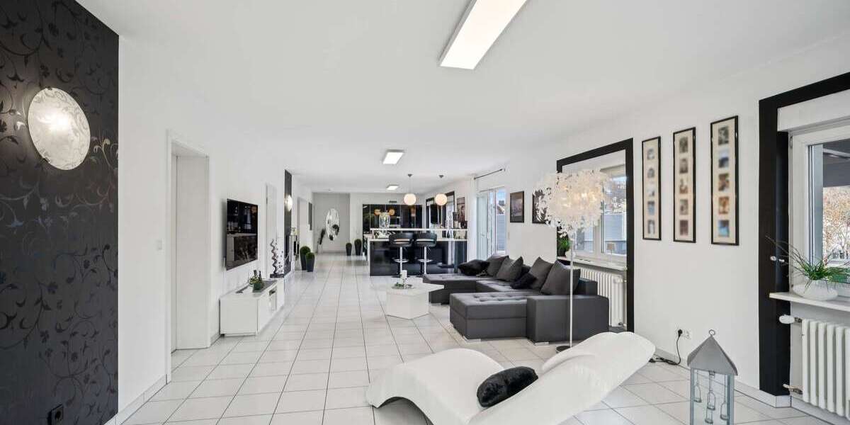 Einfamilienhaus Schopfheim - 14 Zimmer, 492 m&sup2;, 1.178.000&euro; | Angebot:25499213