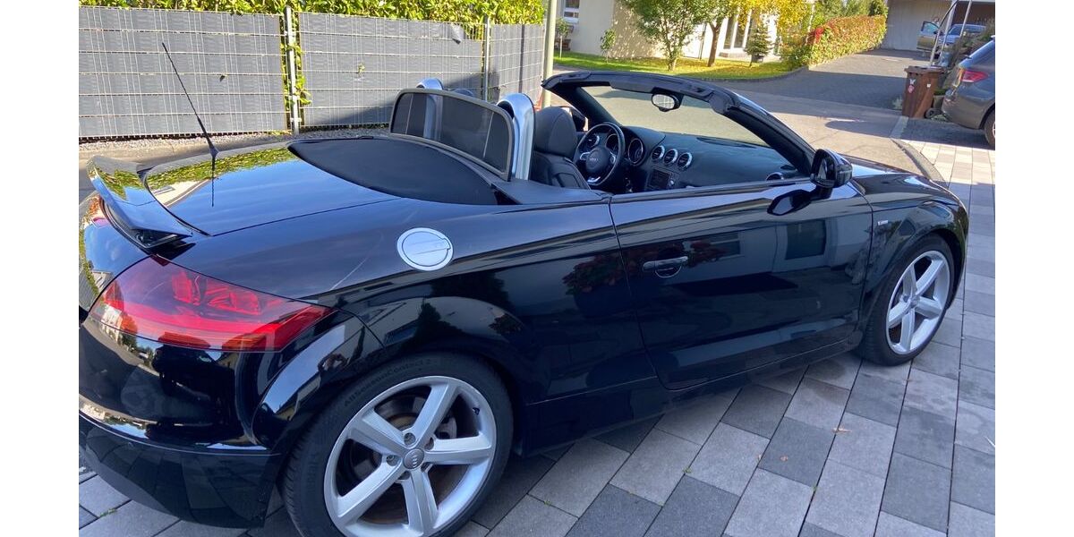 Audi TT 53.250 km 17.490 € Overath 51491