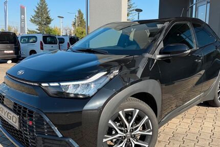 Toyota Aygo (X) 2.990 km 24.879 &euro; Königsbrunn / Augsburg 86343