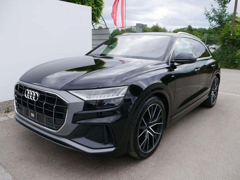 Audi Q8 92.400 km 70.590 € Achern 77855
