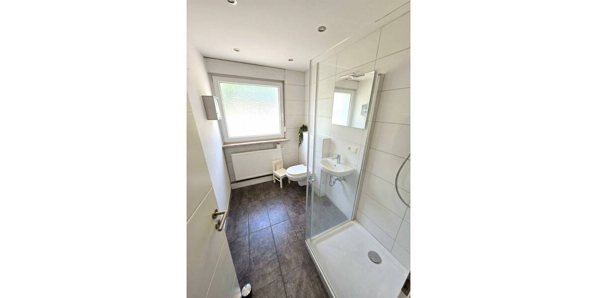 Reihenmittelhaus Saarbrücken Altenkessel - 5 Zimmer, 115 m&sup2;, 215.000&euro; | Angebot:26306132
