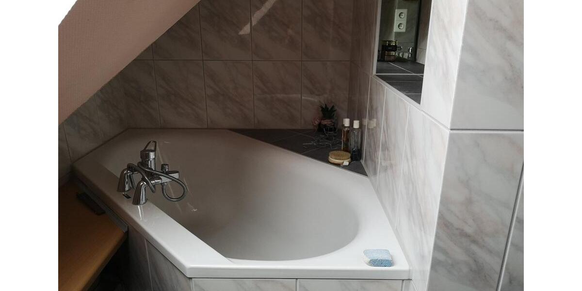 Dachgeschoßwohnung Hannover Bult - 4 Zimmer, 85 m&sup2;, 380.000&euro; | Angebot:23820904