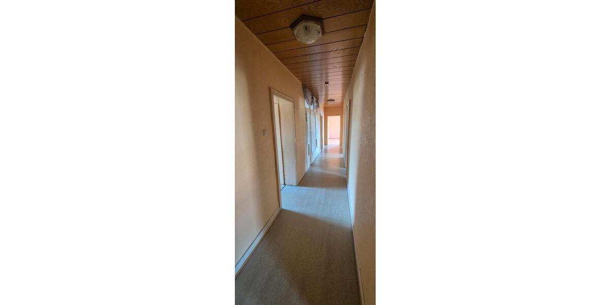 Etagenwohnung Heusweiler - 5 Zimmer, 130 m&sup2;, 850&euro; | Angebot:26322113