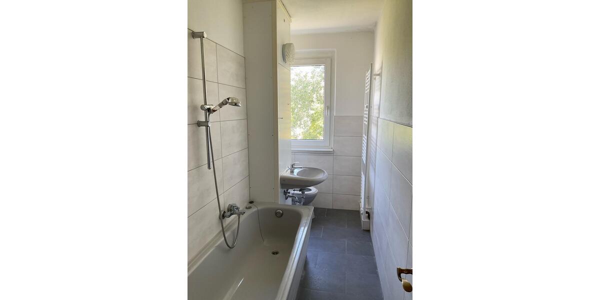Etagenwohnung Thale - 2.5 Zimmer, 61 m&sup2;, 407&euro; | Angebot:24151785