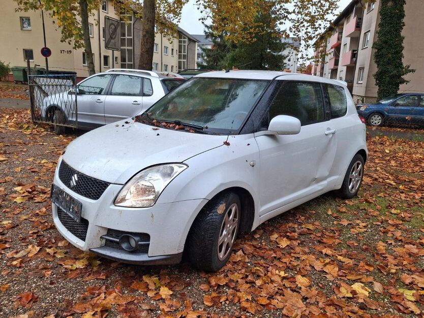 Suzuki Swift 244.000 km 1.599 € Lahr 77933