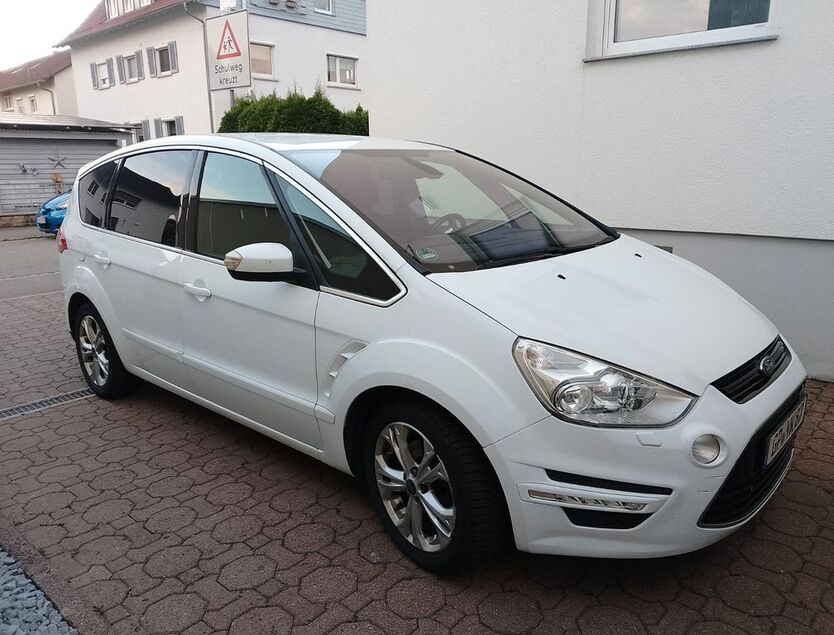 Ford S-Max 299.985 km 3.799 € Süßen 73079