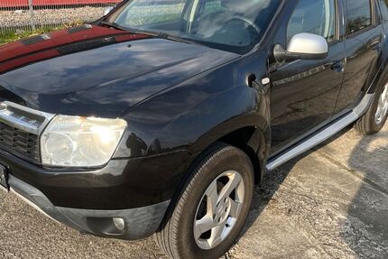 Dacia Duster 121.000 km 6.399 &euro; Schwerin 19061