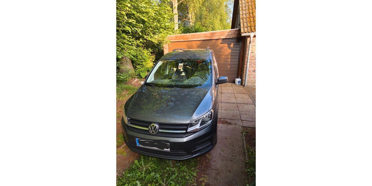 VW Caddy 251.000 km 8.990 &euro; Neumünster 24539