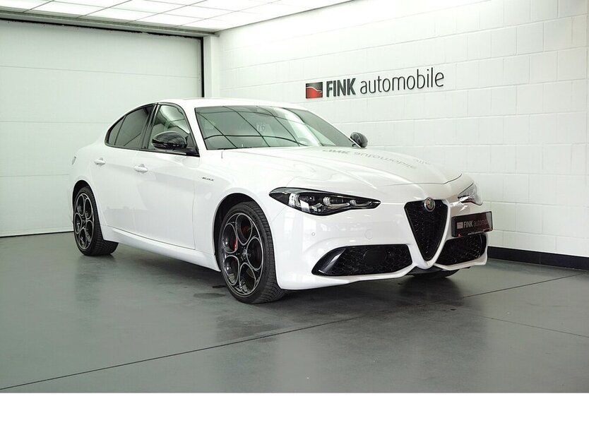 Giulia Veloce Q4 2.0 Turbo Harman-Kardon