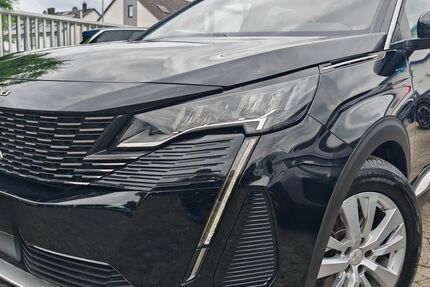 Peugeot 3008 102.311 km 14.875 &euro; Wölfersheim 61200