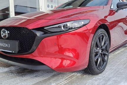 Mazda 3 1.054 km 28.490 &euro; Waren 17192