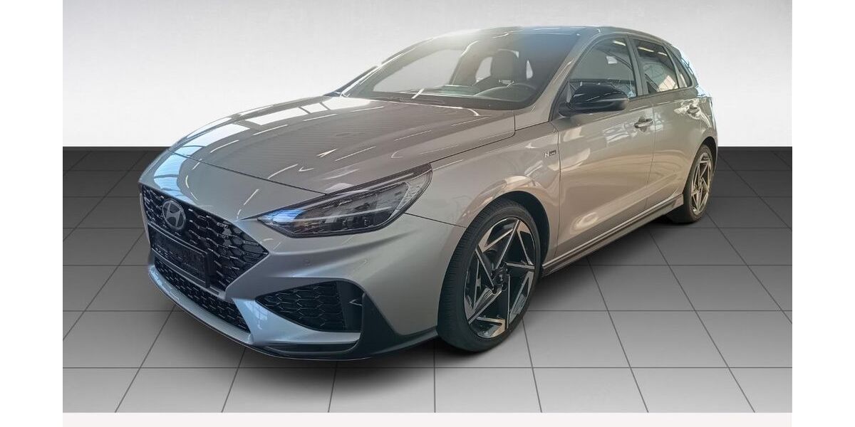 Hyundai i30 16.800 km 24.450 &euro; Coburg 96450