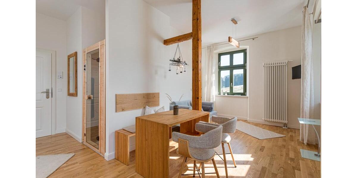 Einfamilienhaus Eibenstock - 15 Zimmer, 377 m&sup2;, 690.000&euro; | Angebot:26364242