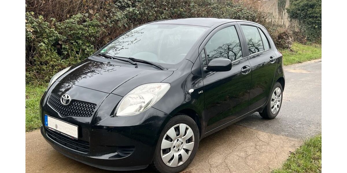 Toyota Yaris 139.229 km 3.999 &euro; Herzogenrath 52134