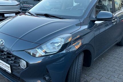 Hyundai i10 47.850 km 10.390 &euro; Remagen - Rolandseck 53424