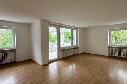 Wohnen mit Charme direkt an der Würm: schicke, großzügige 3-Zimmer-Wohnung