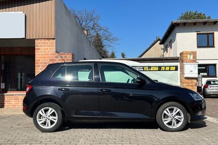Skoda Fabia 71.520 km 11.385 &euro; Cottbus 03050