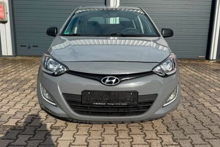 Hyundai i20 146.000 km 3.999 &euro; Duisburg 47239