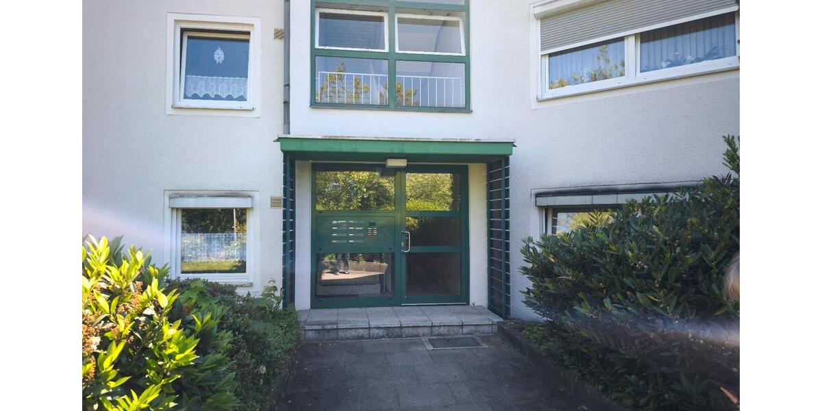 Dachgeschoßwohnung Laatzen - 3 Zimmer, 71 m&sup2;, 169.000&euro; | Angebot:27049152