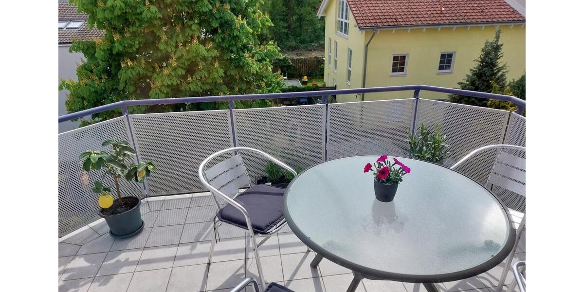 Dachgeschoßwohnung Dreieich - 2 Zimmer, 65 m&sup2;, 900&euro; | Angebot:24976341