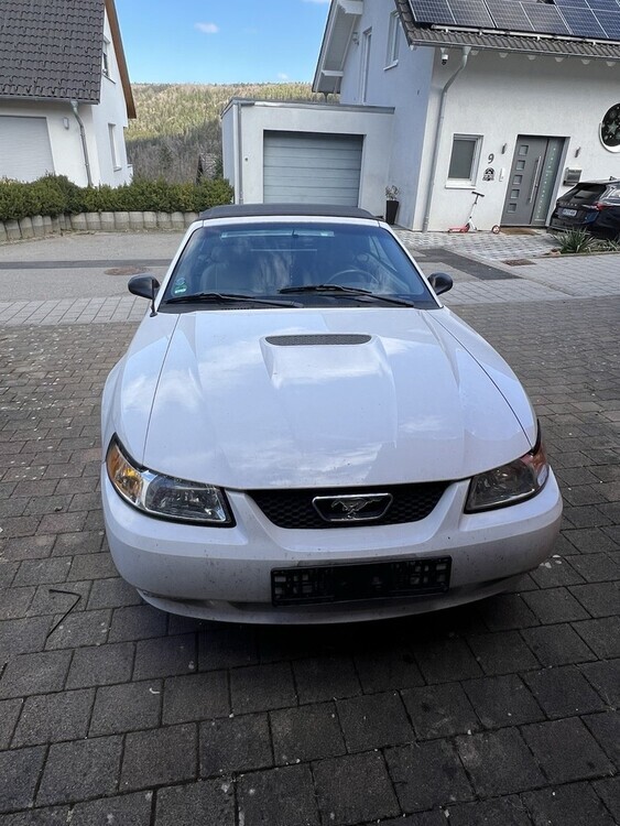 Ford Mustang 110.000 km 7.000 € Nagold 72202