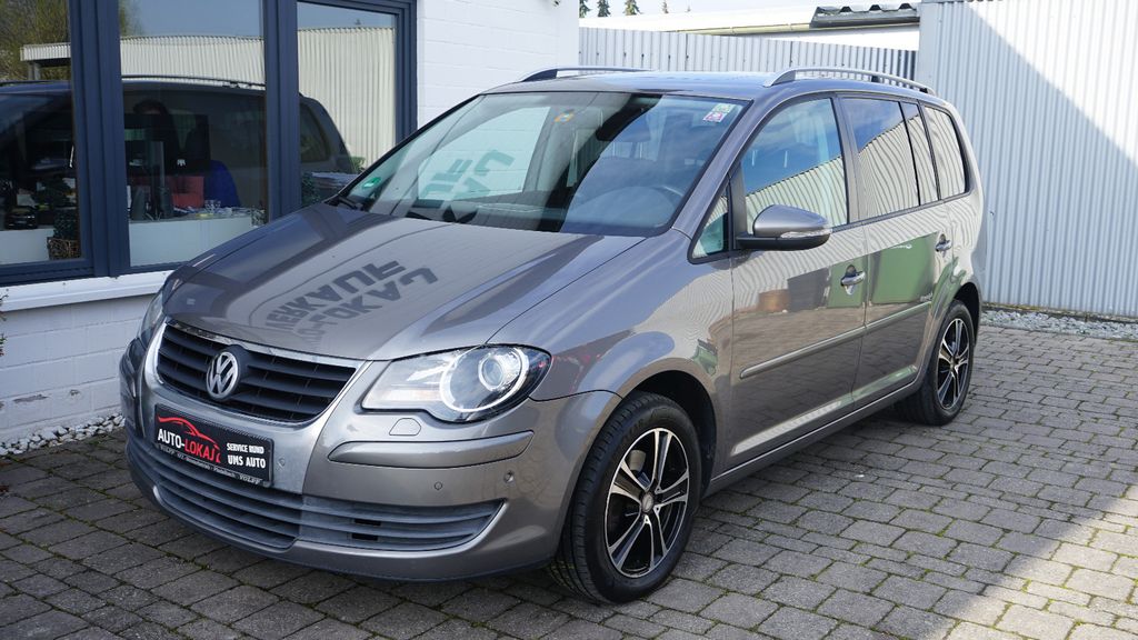 VW Touran 233.000 km 5.900 &euro; Pfedelbach 74629