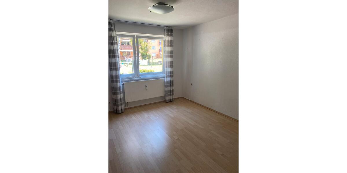 Erdgeschoßwohnung Bayreuth Meyernberg - 3 Zimmer, 64 m&sup2;, 200.000&euro; | Angebot:27135200