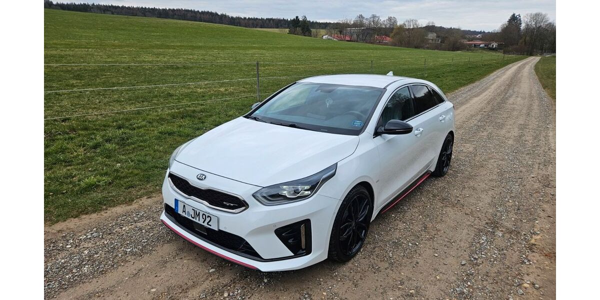 Kia pro ceed / ProCeed 113.500 km 19.500 &euro; Augsburg 86150