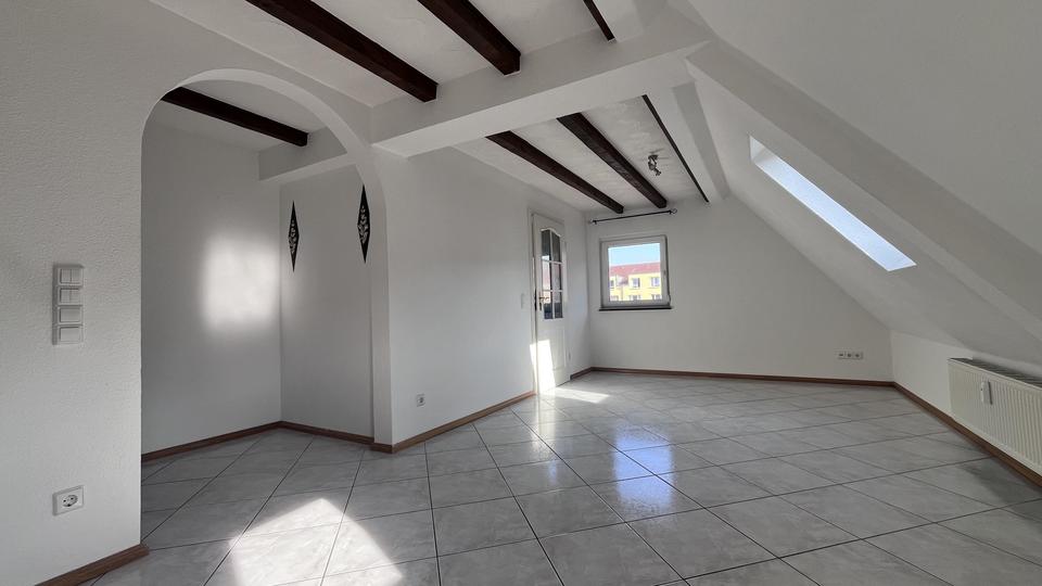 Maisonettenwohnung Albstadt - 6.5 Zimmer, 106 m&sup2;, 1.000&euro; | Angebot:26230201