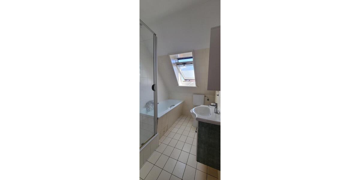 Etagenwohnung Brunsbüttel - 3.5 Zimmer, 102 m&sup2;, 870&euro; | Angebot:26412543