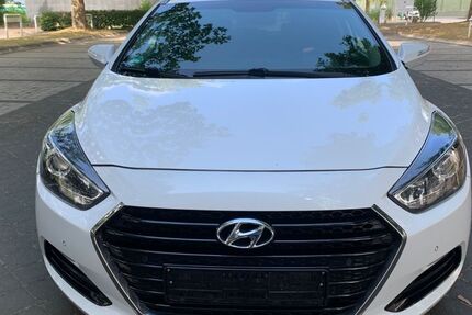 Hyundai i40 208.915 km 6.999 &euro; Mainz-Kastel 55252