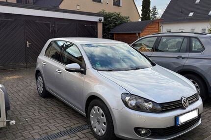 VW Golf 42.000 km 8.850 &euro; Chemnitz 09116